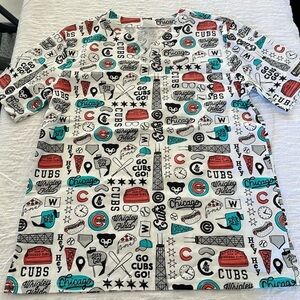 Scrub top women’s Chicago cubs Windy‎ City wriggle y field M/L 100% cotton NWOT